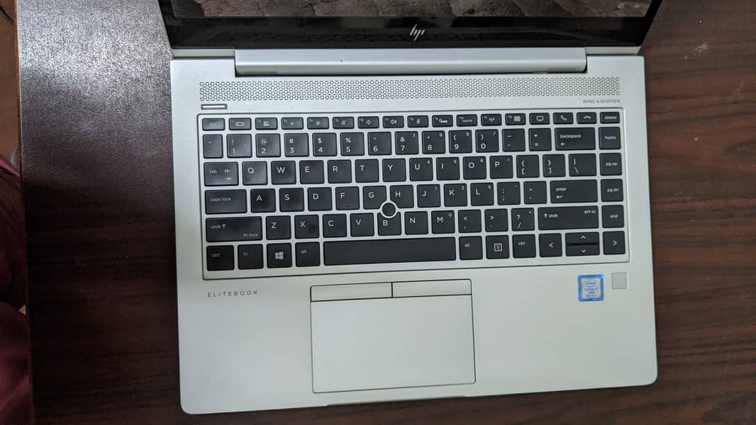 HP 840 G5 EliteBook 4