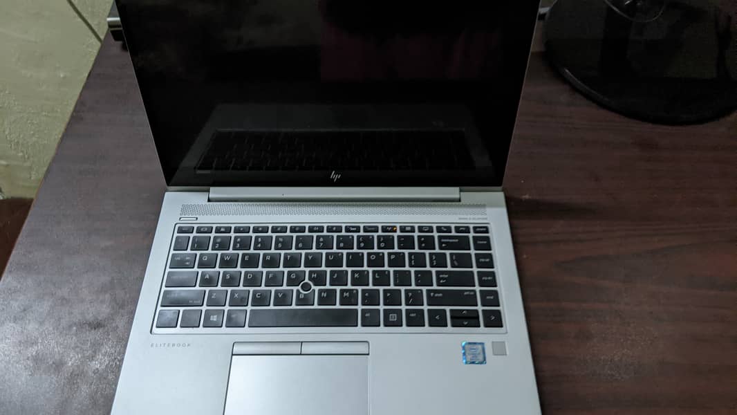 HP 840 G5 EliteBook 2