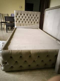 2 singles bed with mattress