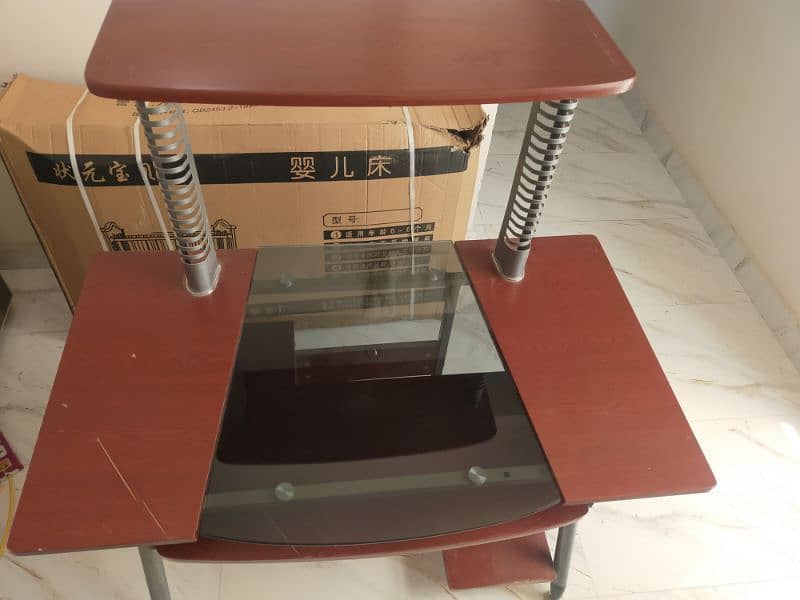 Computer Table 2