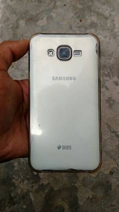 Samsung Galaxy j7 2/16 4G