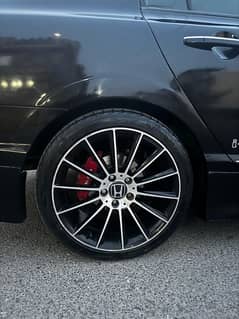 Amg 18inch rim tyres