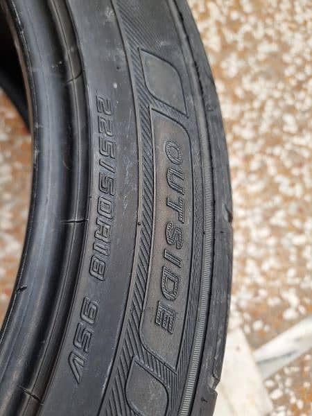 225/50/18 Dunlop tyres 2