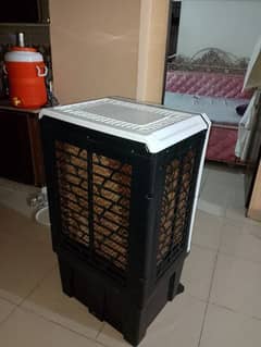 I'm selling my Air Cool contact number +92 332+ 387+8422