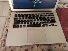 MacBook air 2012 model 4/128 with charger