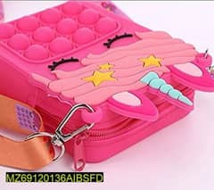 •  Material: Silicone
• Popit Bag