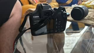 digital camera canon 1300D