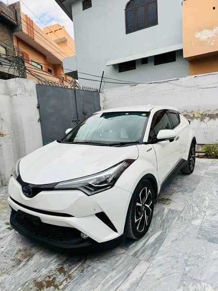 Toyota C-HR G LED 2018 4 Grade 1