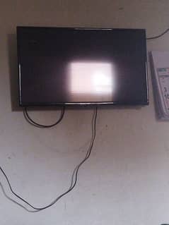 Multynet brand LED 32"