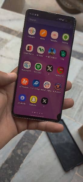Samsung Galaxy S10 plus officially approved full box 11