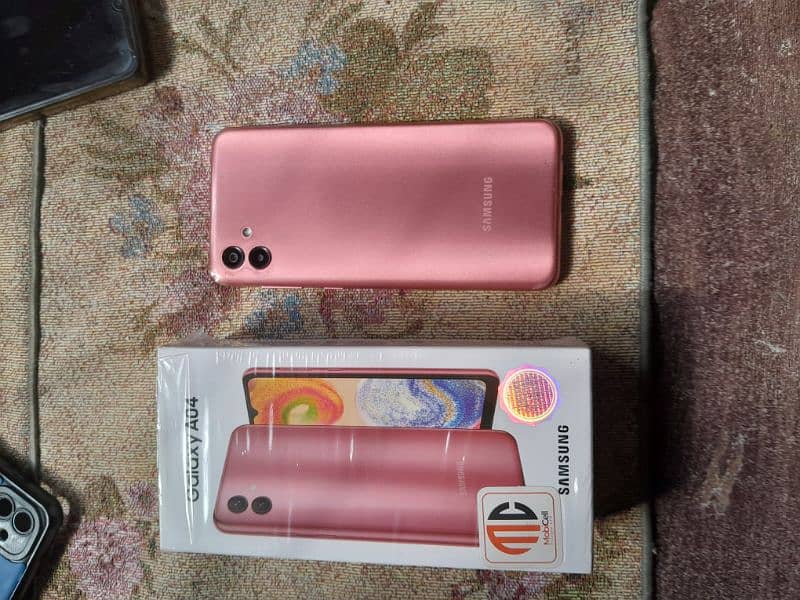 Samsung a04 4/64gb copper colour 2