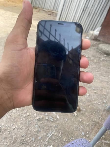 IPhone XR 64 Gb 2