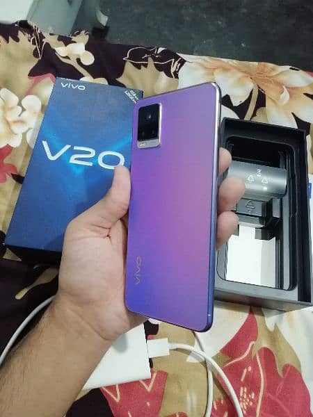 Vivo V20 (Sunset Melody) 12