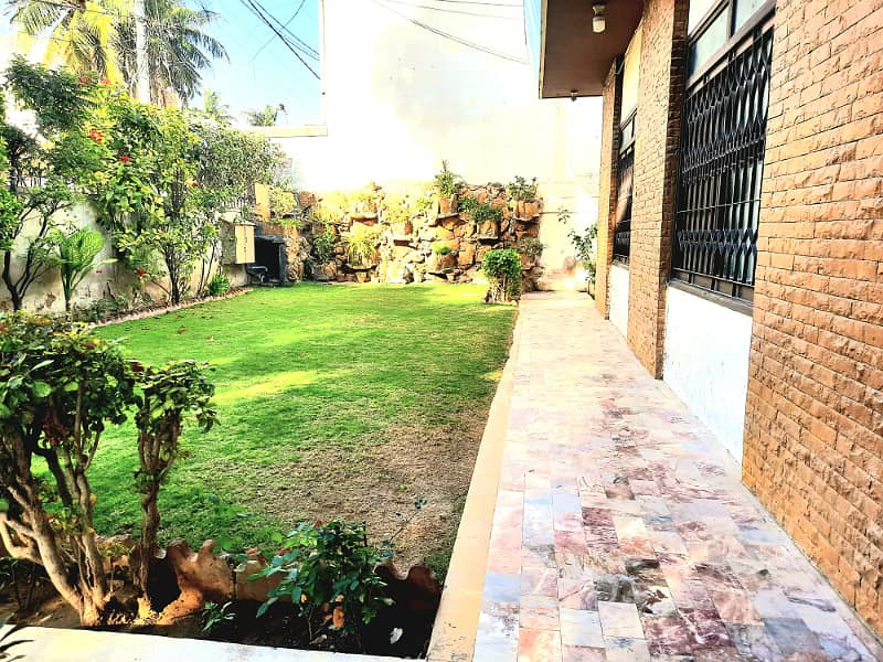 600 Sq. Yds Single Storey Bungalow Gulshan E Iqbal Block 13D1 6