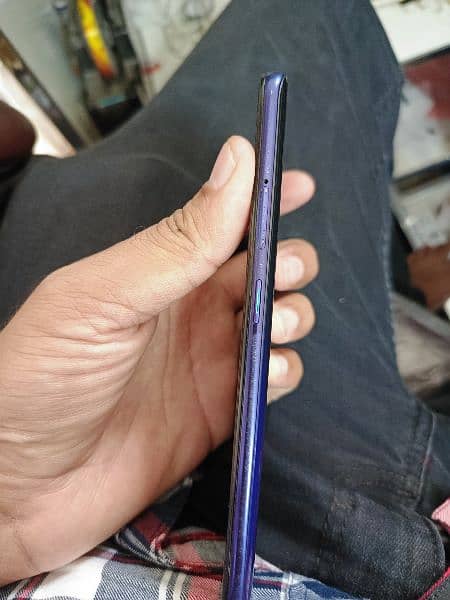 oppo f11 pro 6gb 128gb pta approved 3