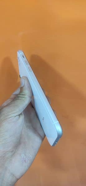 iphone Xr 64 gb Jv 4 month sim working 2