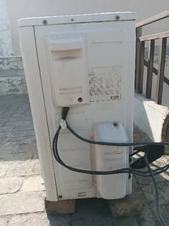 Gree Ac DC Inverter available working