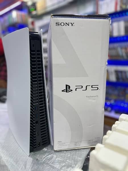 playstation 5 disc edition ( 1 day used only) 2