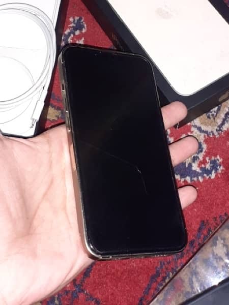 iPhone 13 pro JV 128gb 10/10 condition 4