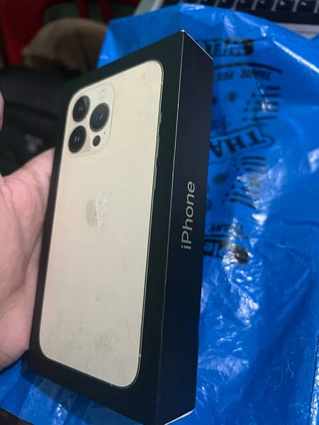 iPhone 13 pro JV 128gb 10/10 condition 16