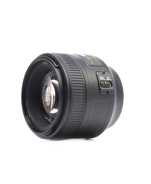 Nikon 85mm 1.8 G 4