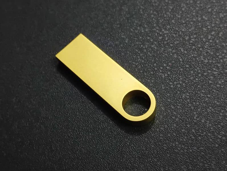 Hi-Speed Metallic Gold 64GB USB 3