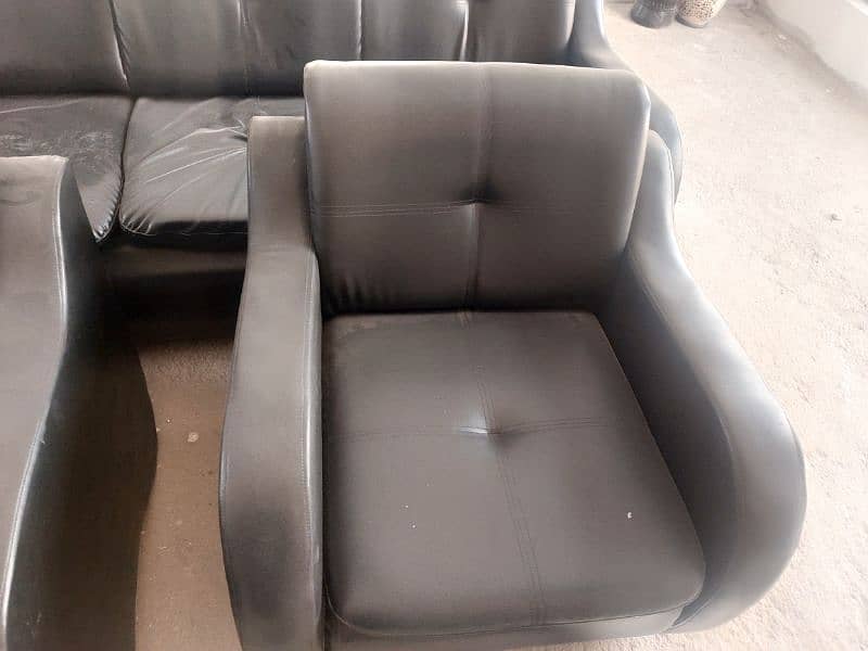 1 sofa set 5 seater   black colour  leather 3