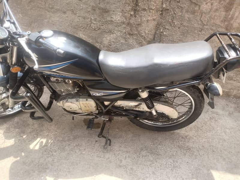 Suzuki GS 150 2014 (Exchange 70cc bhi karsakte he) 3