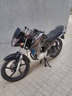 yamaha ybr 2022 model 9.5/10 condition low milage