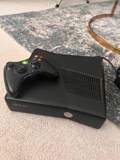 Xbox 360, 250gb, with controller and multiple games