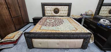 Bed Set / Side Tables / Dressing Table