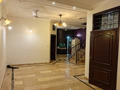 5 MARLA HOUSE FOR RENT IN JOHAR TOWN