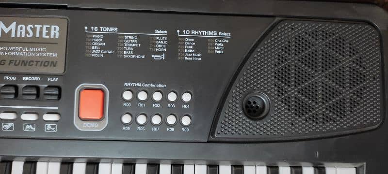 BIGFUN  electronic keyboard. 61 keys 6