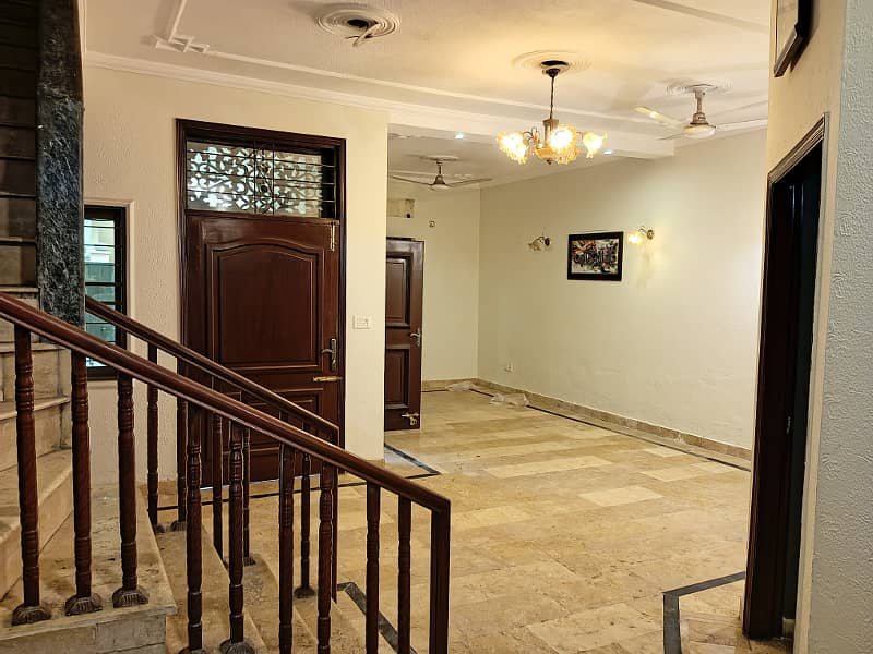 5 MARLA HOUSE FOR SALE IN JOHAR TOWN 14