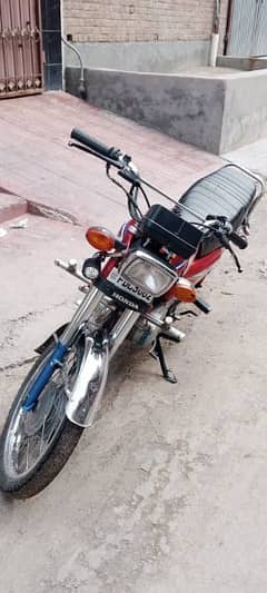 HONDA CG125