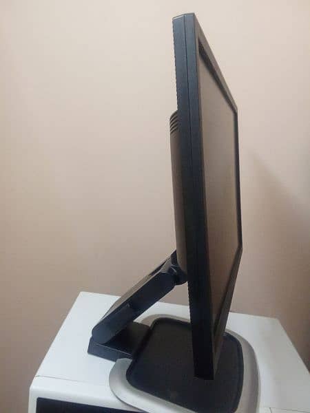 Acer LED Monitor V226WL 22 inch 1