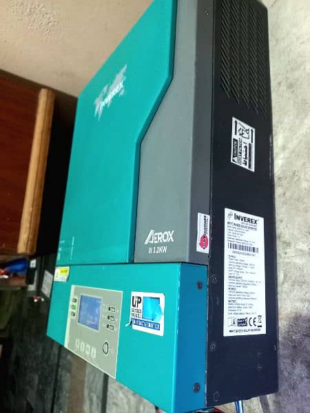 inverex  3.2kw on-off grid hybrid solar inverter 1