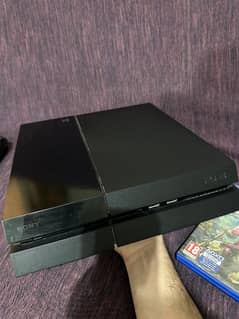 PS4 / Play Station 4