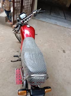 Honda CD 70 bike