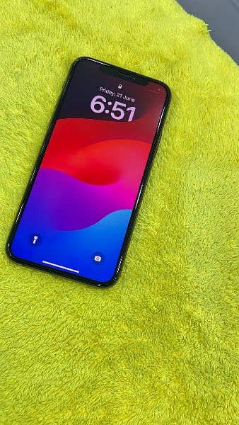 Iphone 11 pro 64 GB Non PTA 1