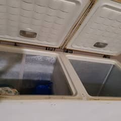 d freezer good condition