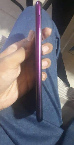 Infinix hot 9 play (4  64 gb) with box 7