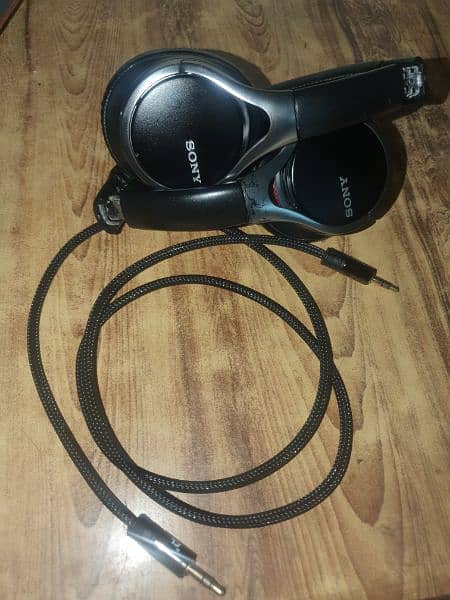 Sony MDR-10RC 4