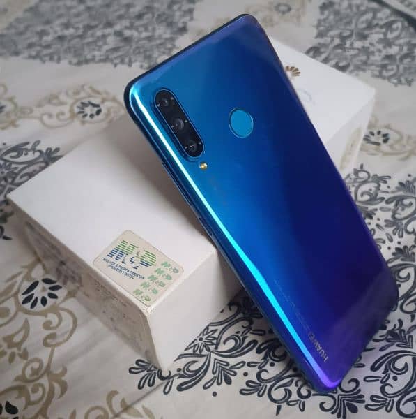 Huawei P30 lite in brand new condition 0