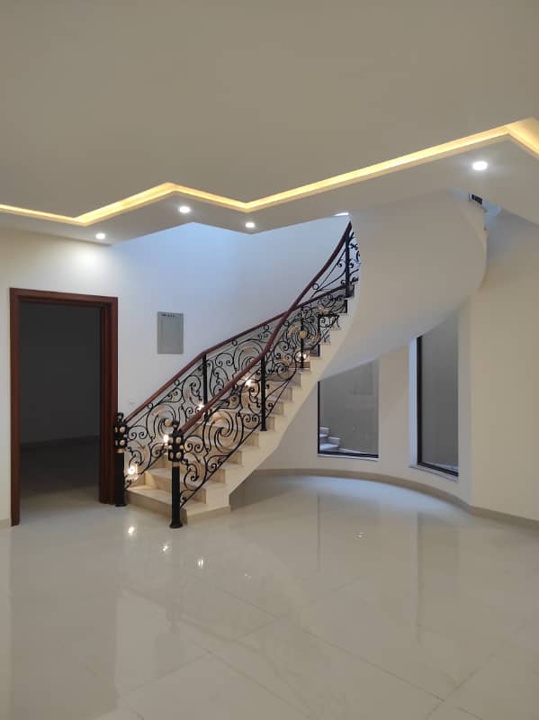 1 Kanal Triple Storey Brand New House Available For Sale 3