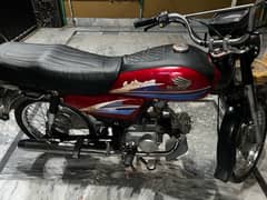 Honda 70 in Good Condition for Sale