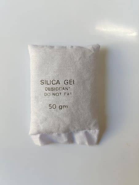 Silica Gel moisture absorber 9