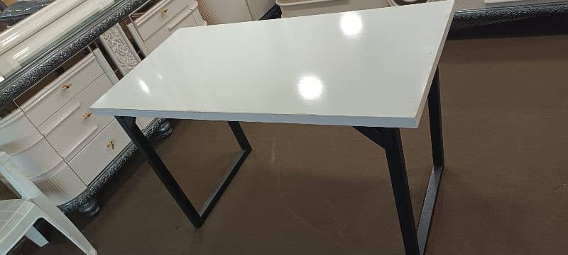 Office Study Gaming Tables Desk Available 3