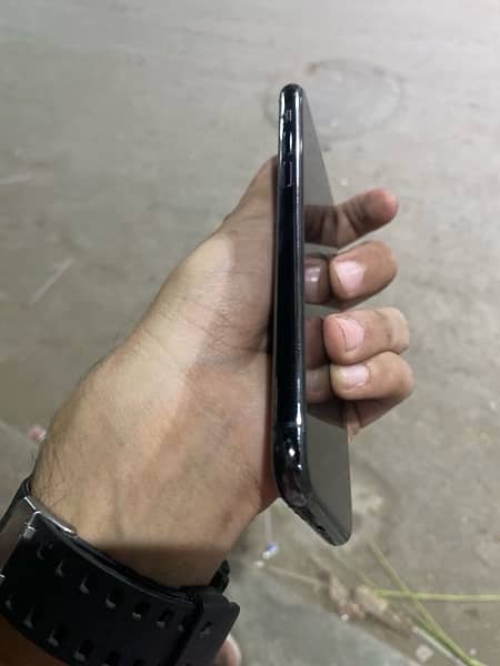 iphone 11 Pro PTA Approved Jv 3