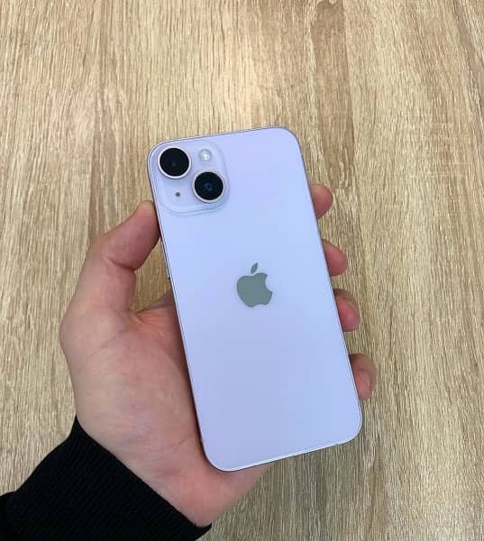 iPhone 14, Starlight, 256GB – Factory Unlocked, Looks New! 3